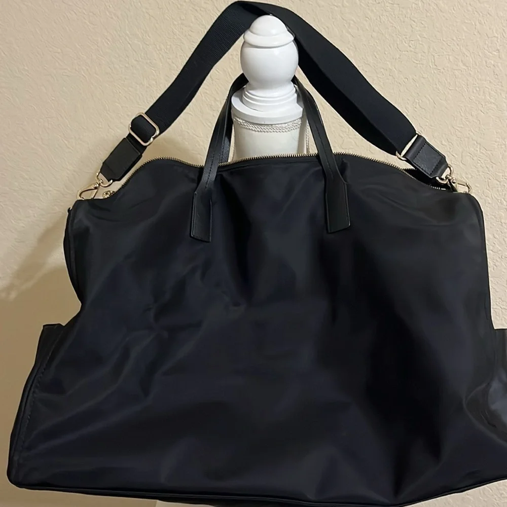Kate Spade New York Large Blake Avenue Filipa Bag in Black
